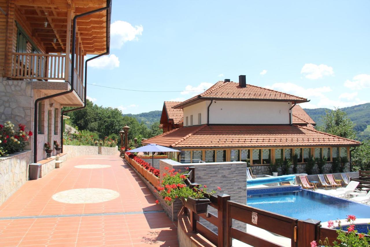 Lodge 
